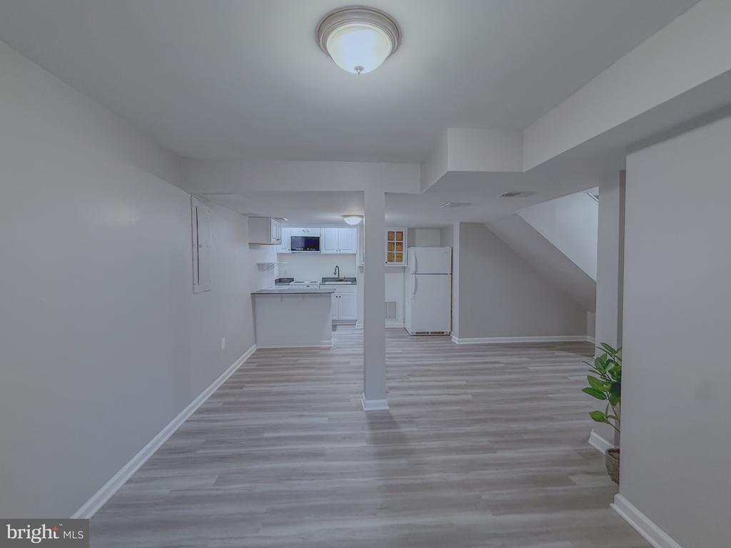 107 APPLETREE DRIVE NE