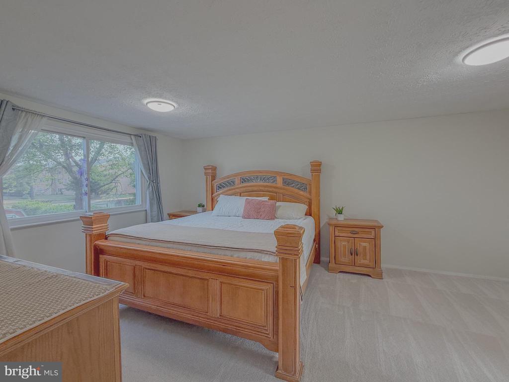 107 APPLETREE DRIVE NE