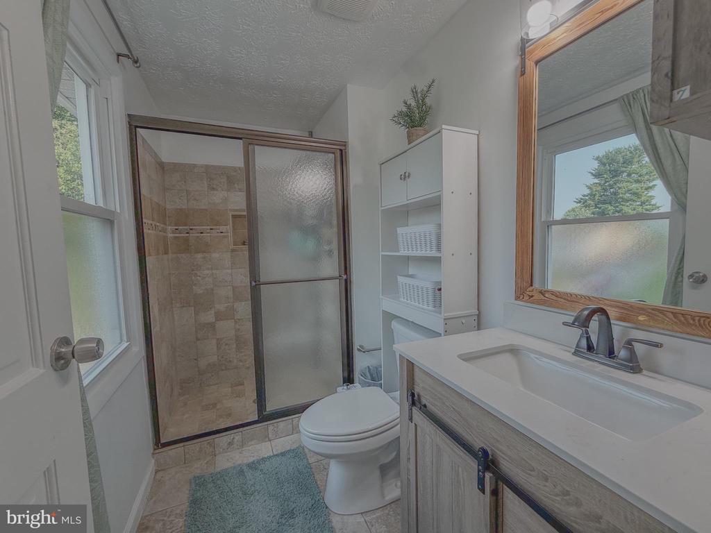 107 APPLETREE DRIVE NE