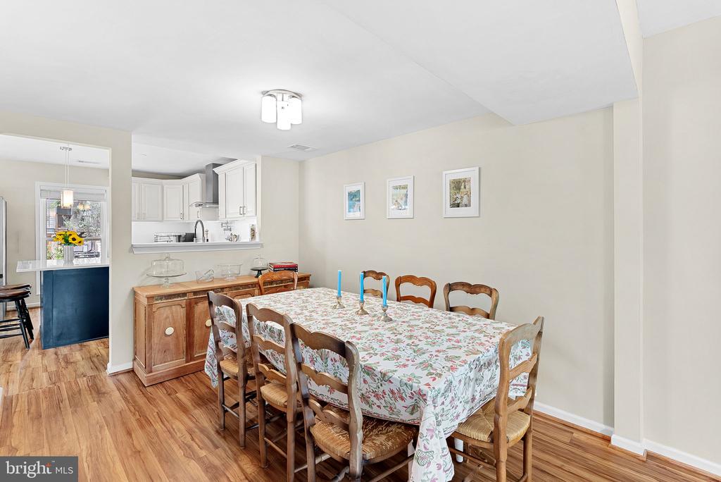 119 N COTTAGE ROAD N