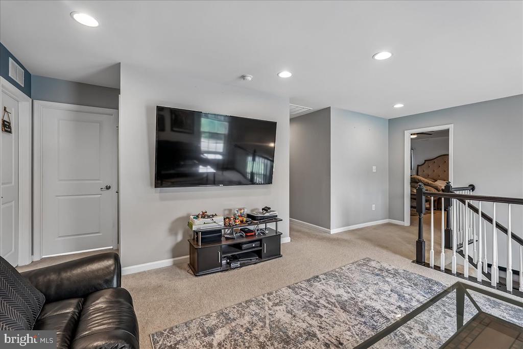 25833 SYCAMORE GROVE PLACE