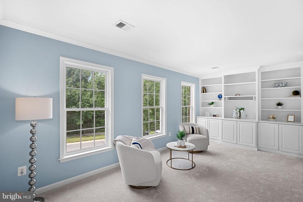 42715 CLOVER MEADOW