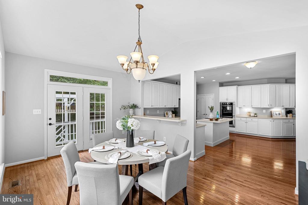 42715 CLOVER MEADOW