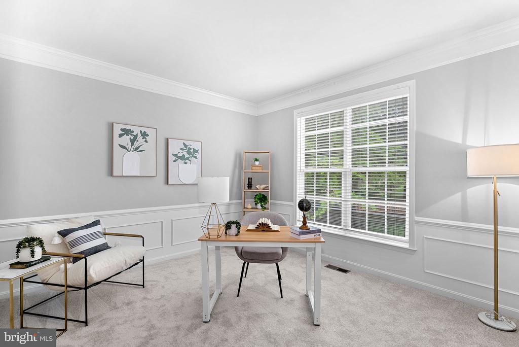 42715 CLOVER MEADOW