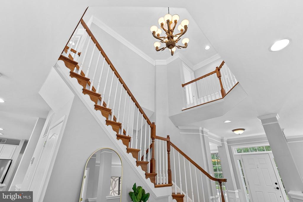 42715 CLOVER MEADOW