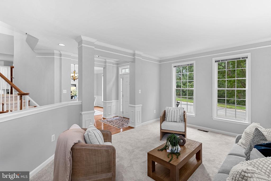 42715 CLOVER MEADOW