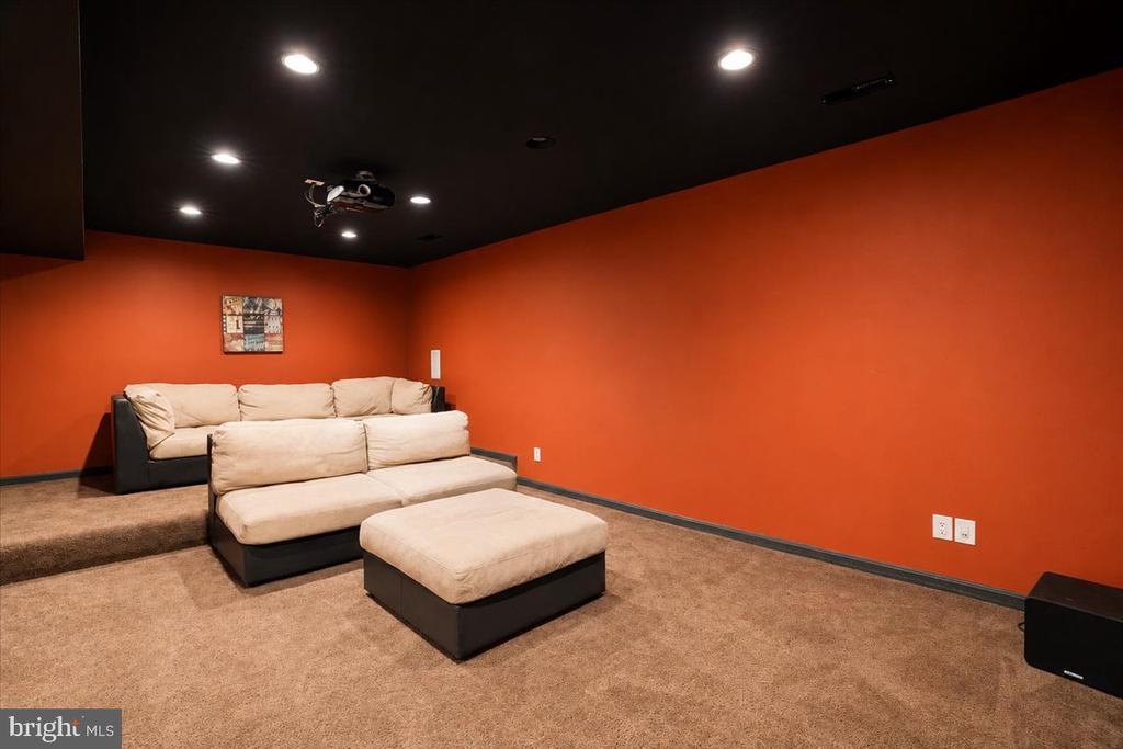 38689 CASSIA LANE