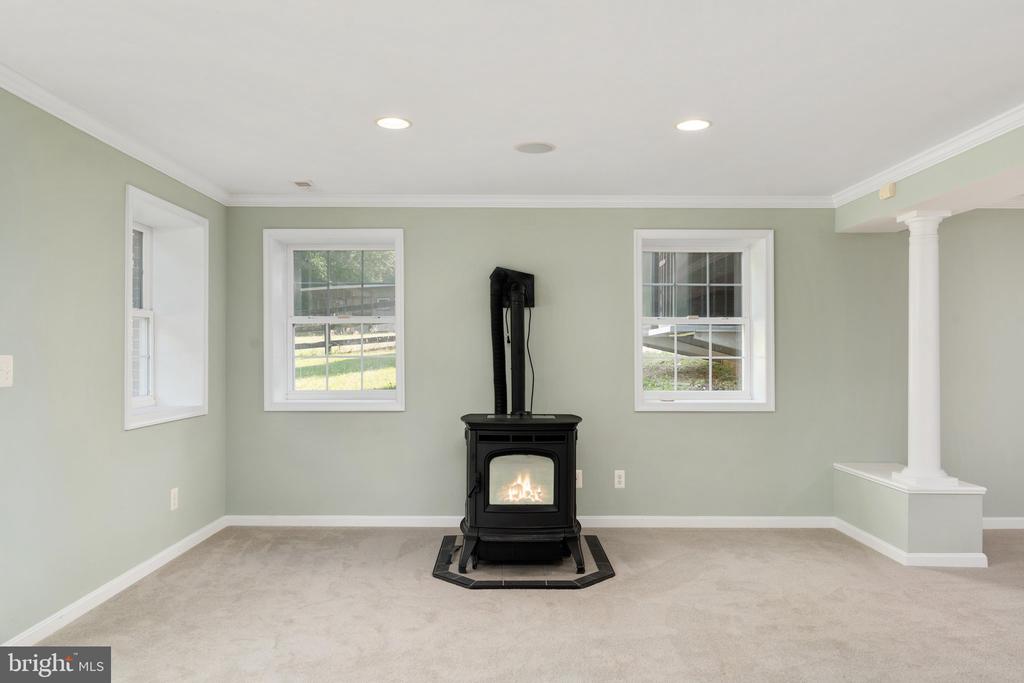 38689 CASSIA LANE
