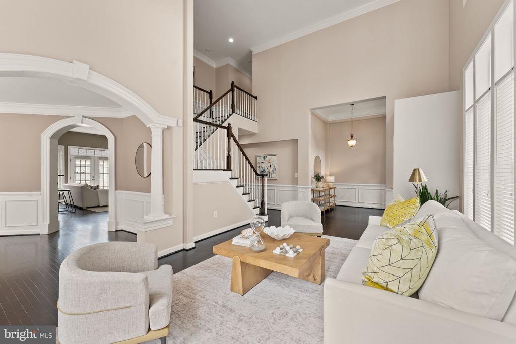 43676 WARBLER SQUARE