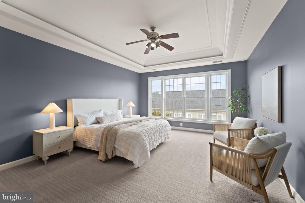 43676 WARBLER SQUARE