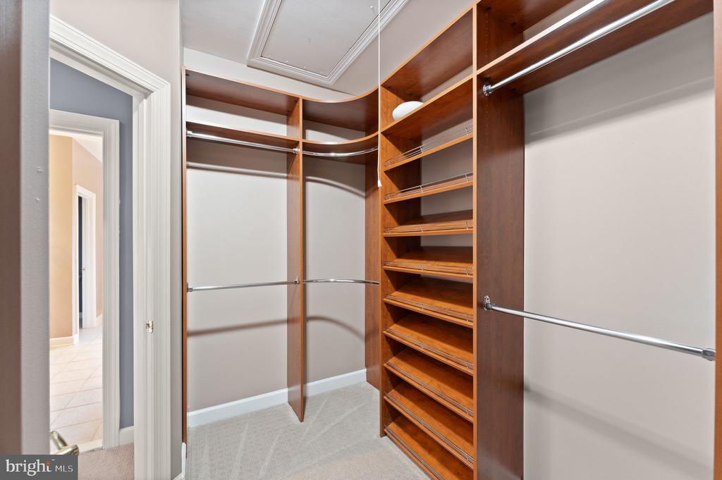 43676 WARBLER SQUARE