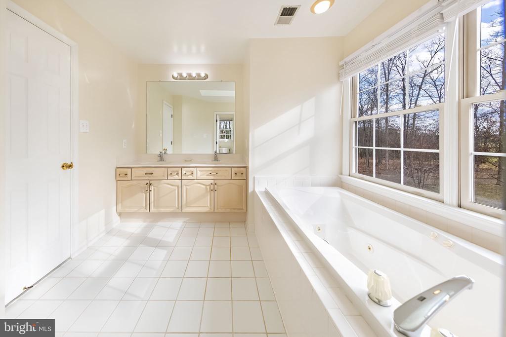 36767 PELHAM COURT