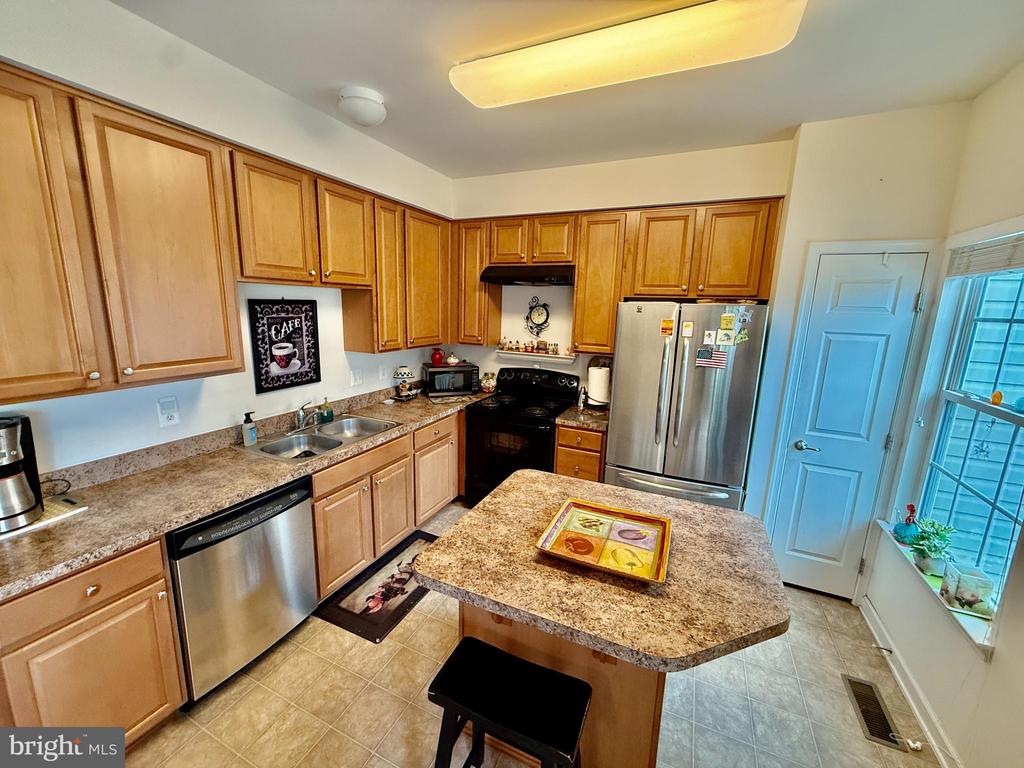42963 SPYDER PLACE