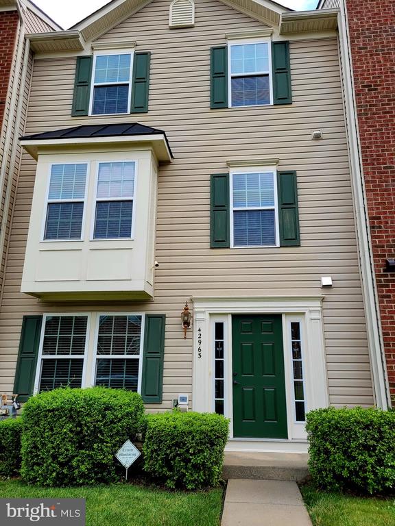 42963 SPYDER PLACE