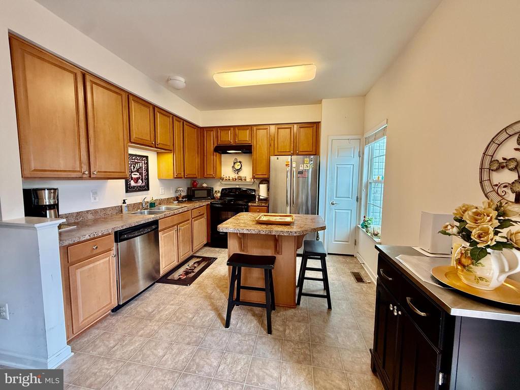 42963 SPYDER PLACE