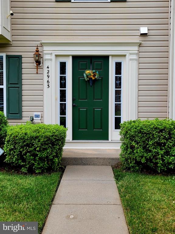 42963 SPYDER PLACE