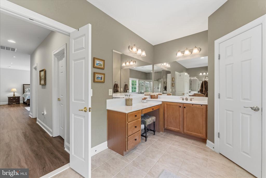 16555 CHESTNUT OVERLOOK DRIVE