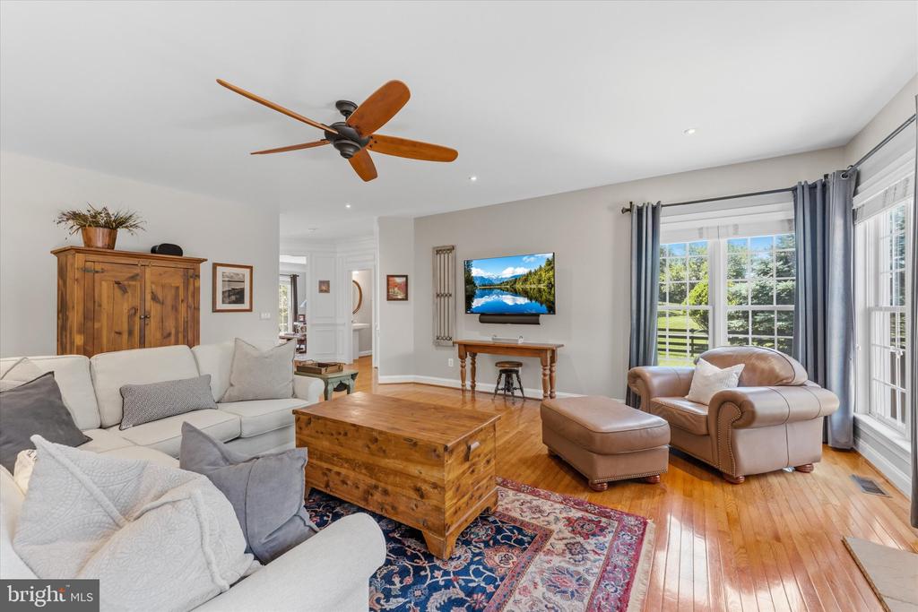 16555 CHESTNUT OVERLOOK DRIVE