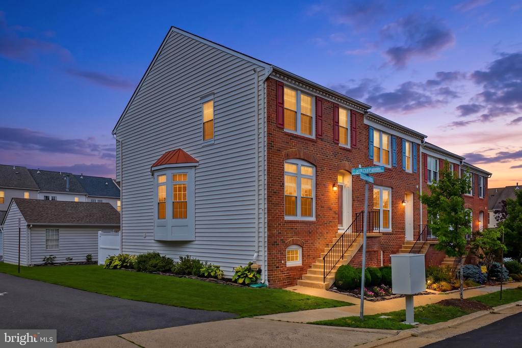 42918 Needham Way, -3646, United States