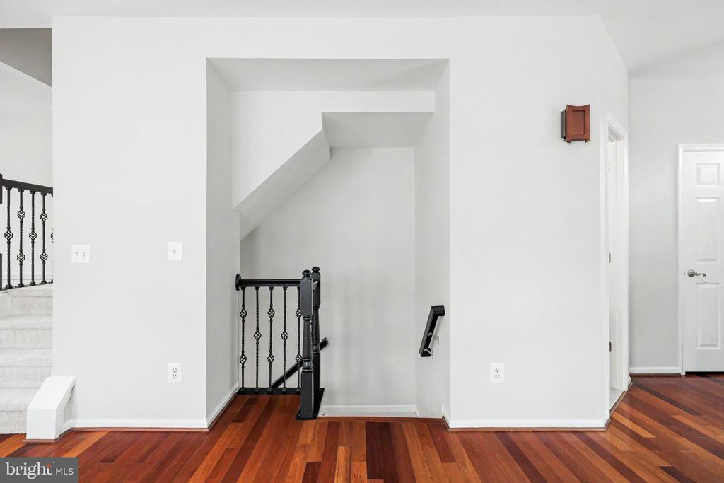 42918 Needham Way, -3646, United States