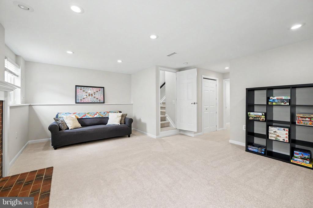42918 Needham Way, -3646, United States