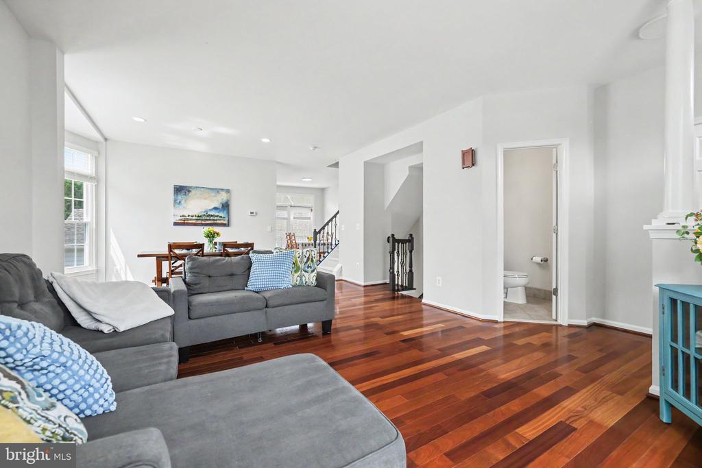 42918 Needham Way, -3646, United States