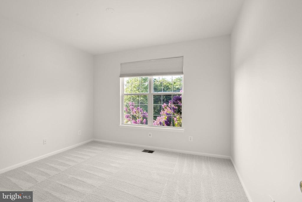 43920 HICKORY CORNER TERRACE Unit: 114