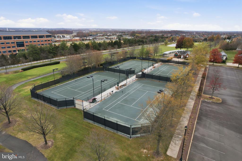 43920 HICKORY CORNER TERRACE Unit: 114