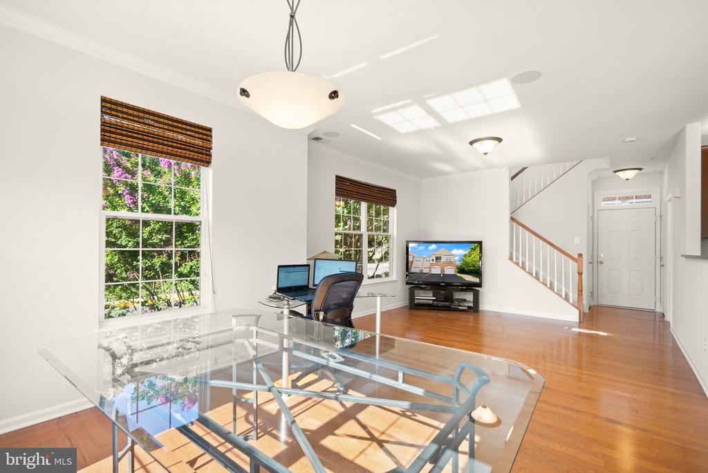 43920 HICKORY CORNER TERRACE Unit: 114