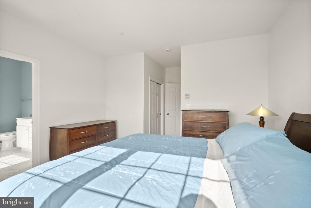 43920 HICKORY CORNER TERRACE Unit: 114