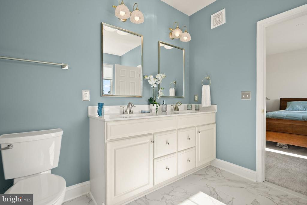 43920 HICKORY CORNER TERRACE Unit: 114