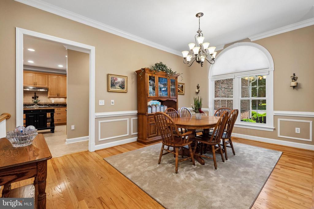 21484 CEDAR DRIVE