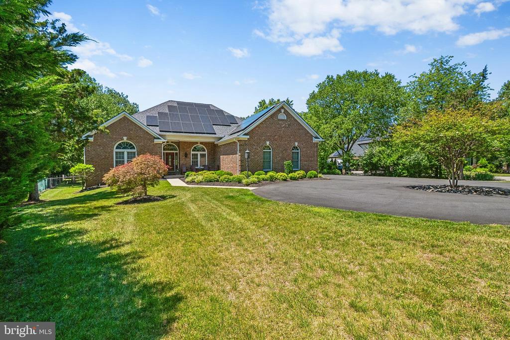 21484 CEDAR DRIVE