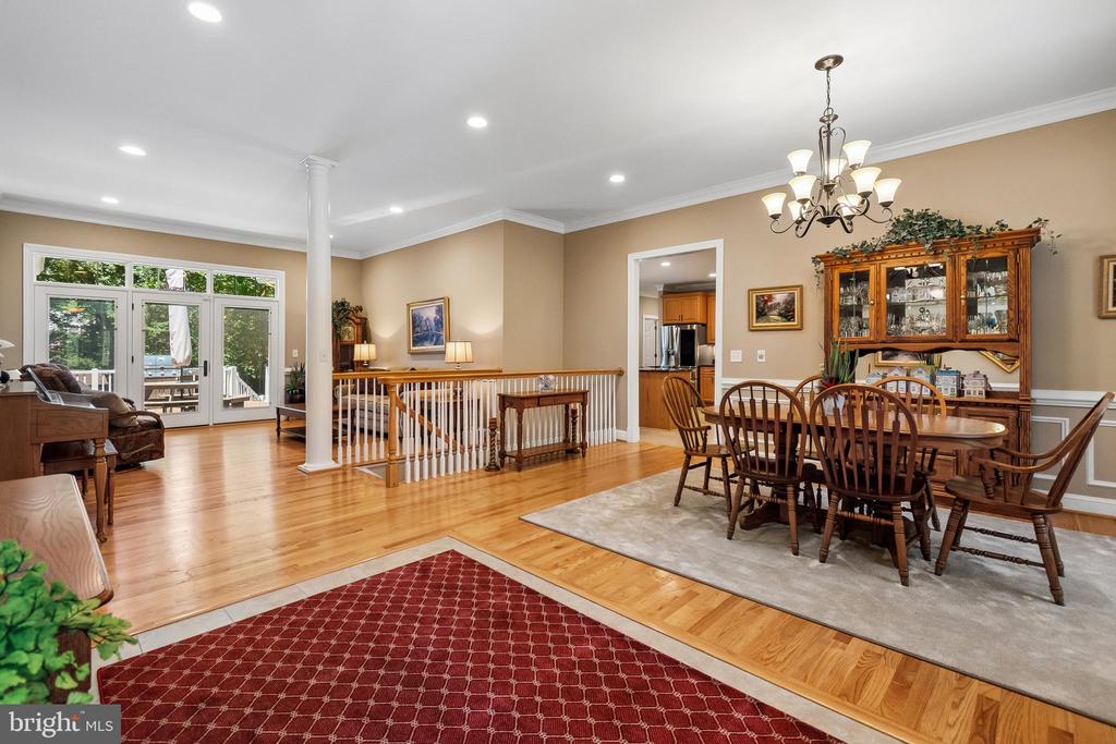 21484 CEDAR DRIVE