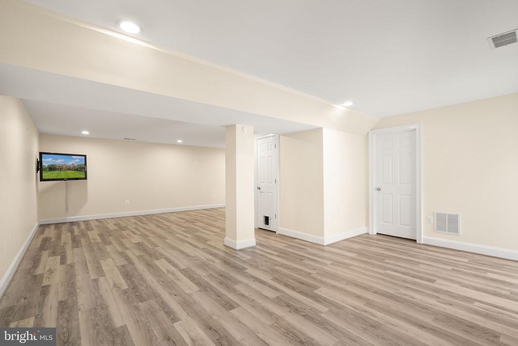 11489 POTOMAC HEIGHTS LANE