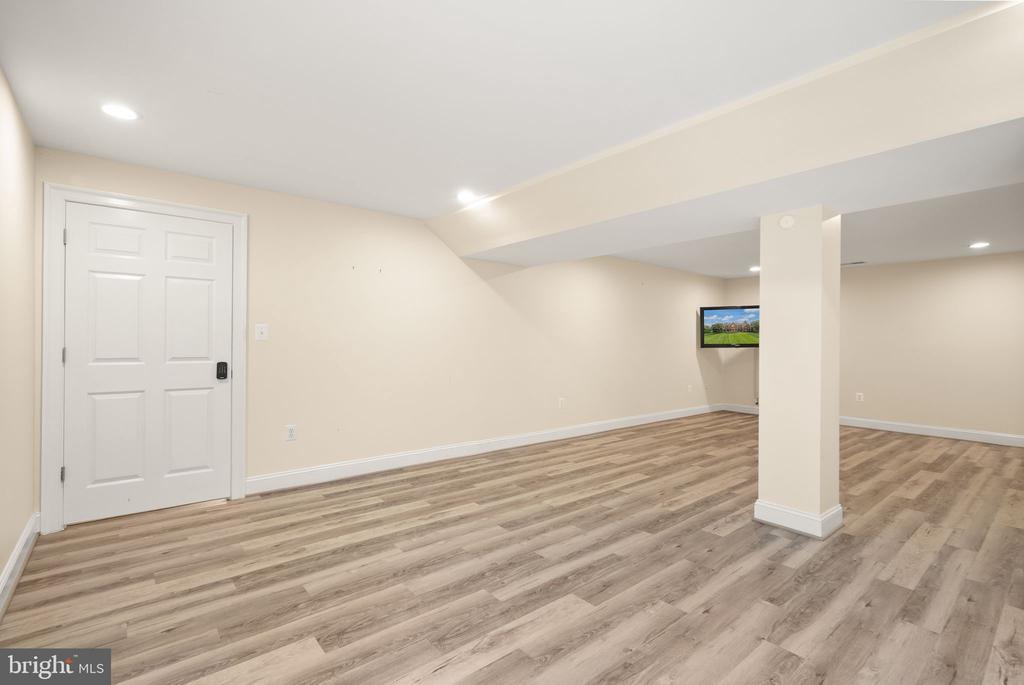 11489 POTOMAC HEIGHTS LANE