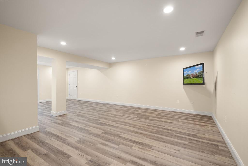 11489 POTOMAC HEIGHTS LANE