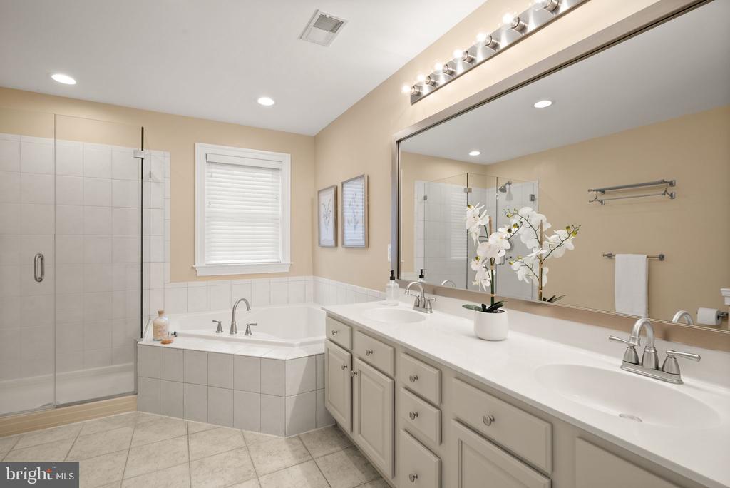 11489 POTOMAC HEIGHTS LANE