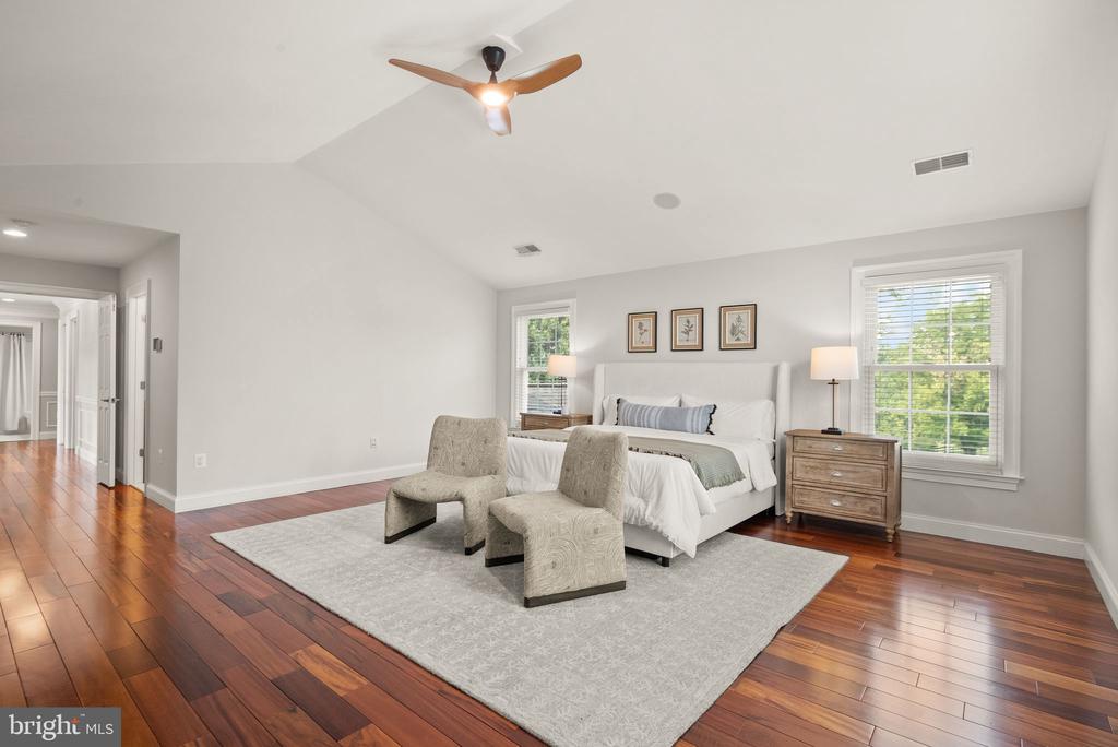 11489 POTOMAC HEIGHTS LANE