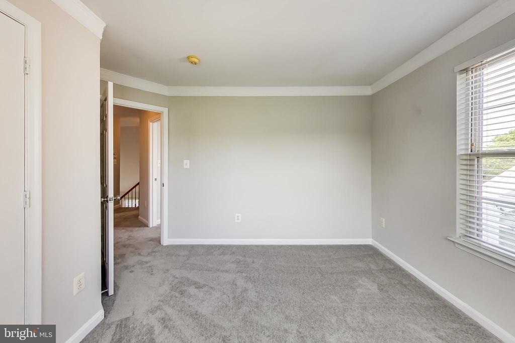 43537 CLIVEDON COURT