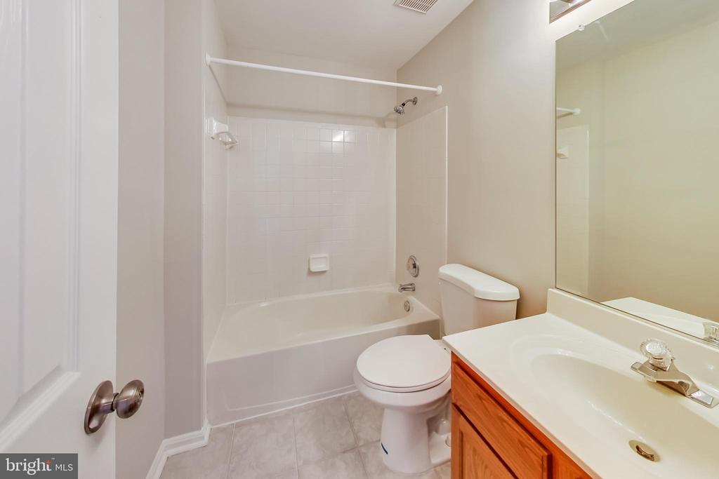 43537 CLIVEDON COURT