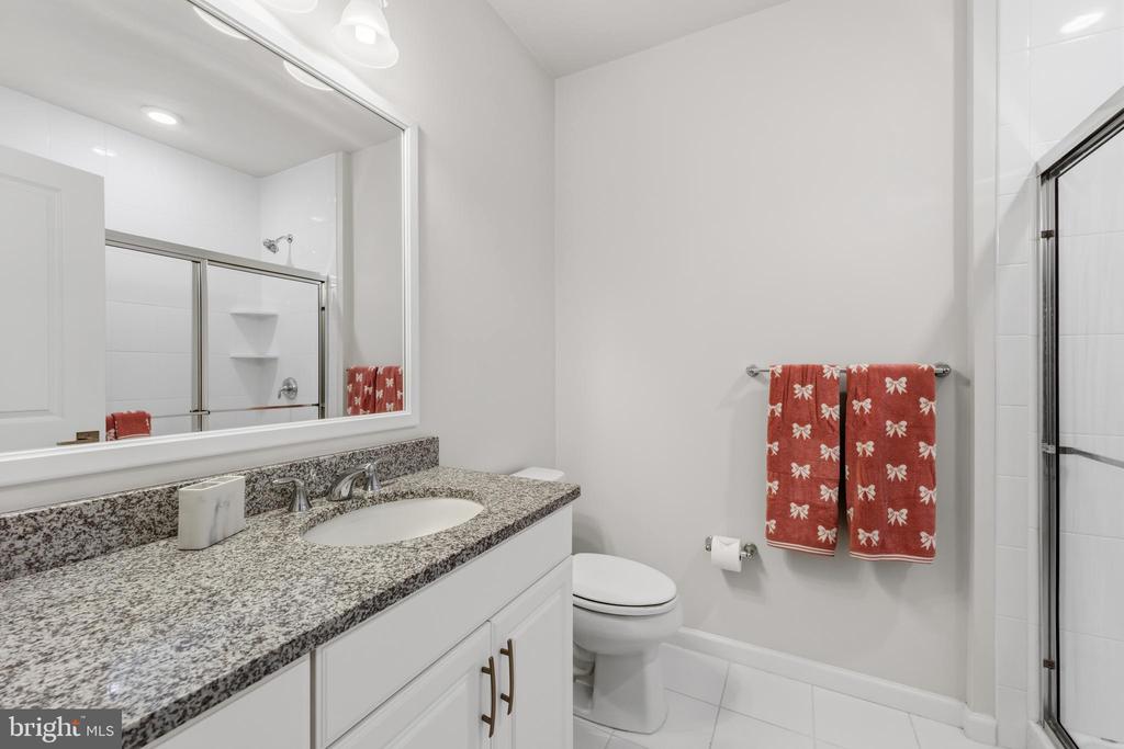 23235 MILLTOWN KNOLL SQUARE Unit: 107