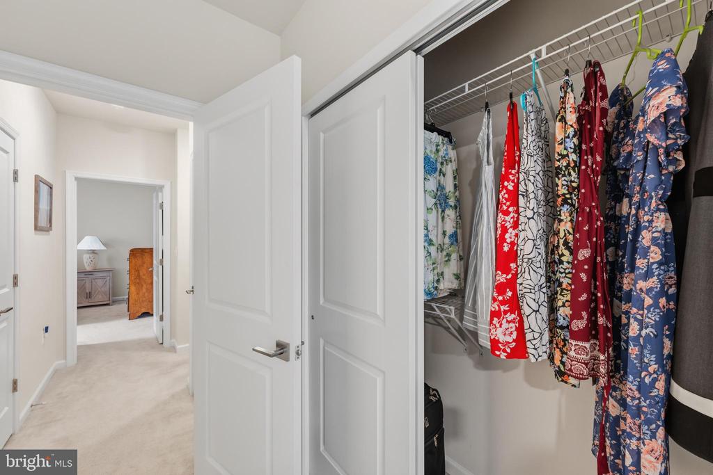 23235 MILLTOWN KNOLL SQUARE Unit: 107
