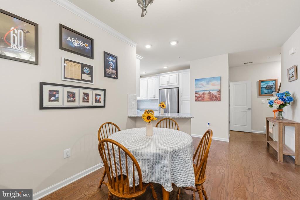 23235 MILLTOWN KNOLL SQUARE Unit: 107