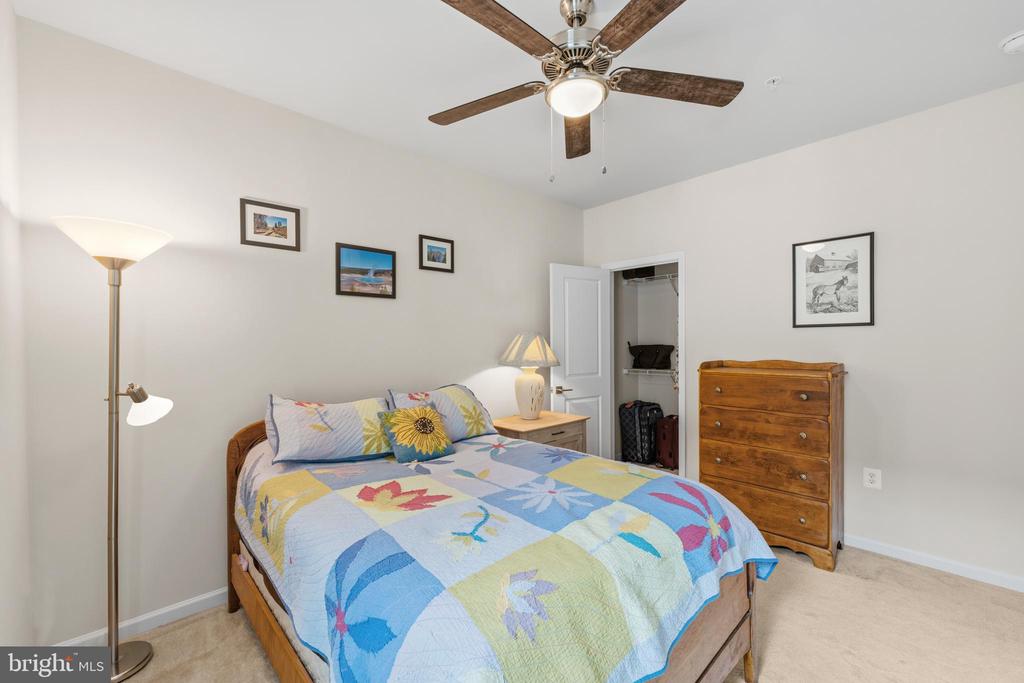 23235 MILLTOWN KNOLL SQUARE Unit: 107