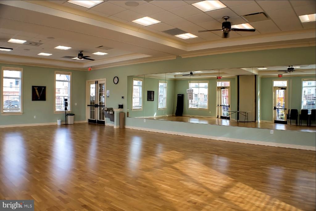 23235 MILLTOWN KNOLL SQUARE Unit: 107
