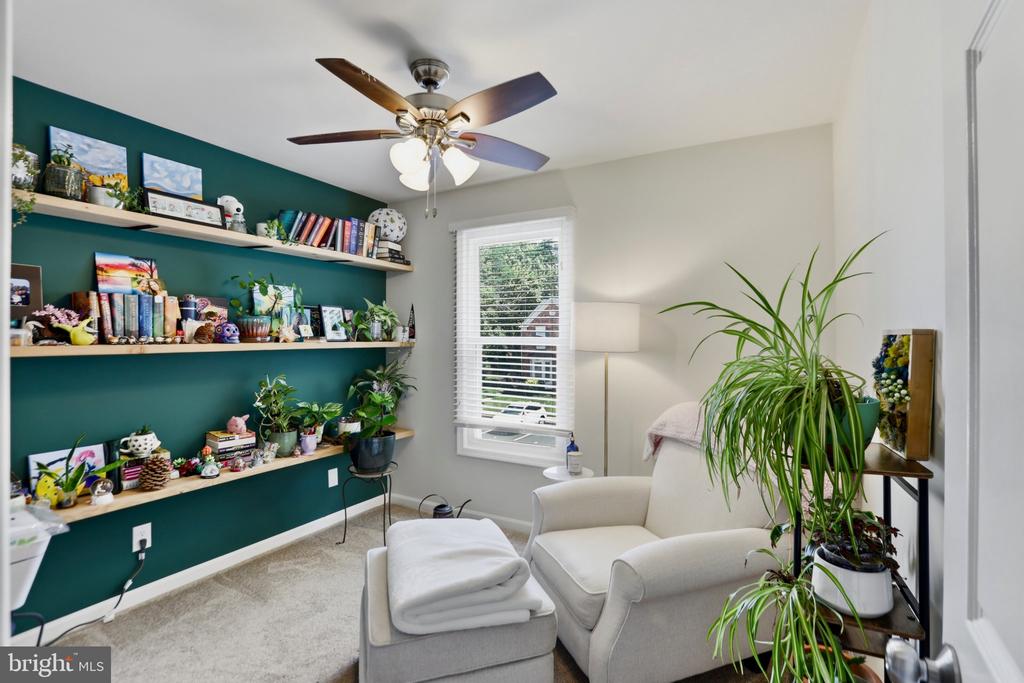 43885 LABURNUM SQUARE