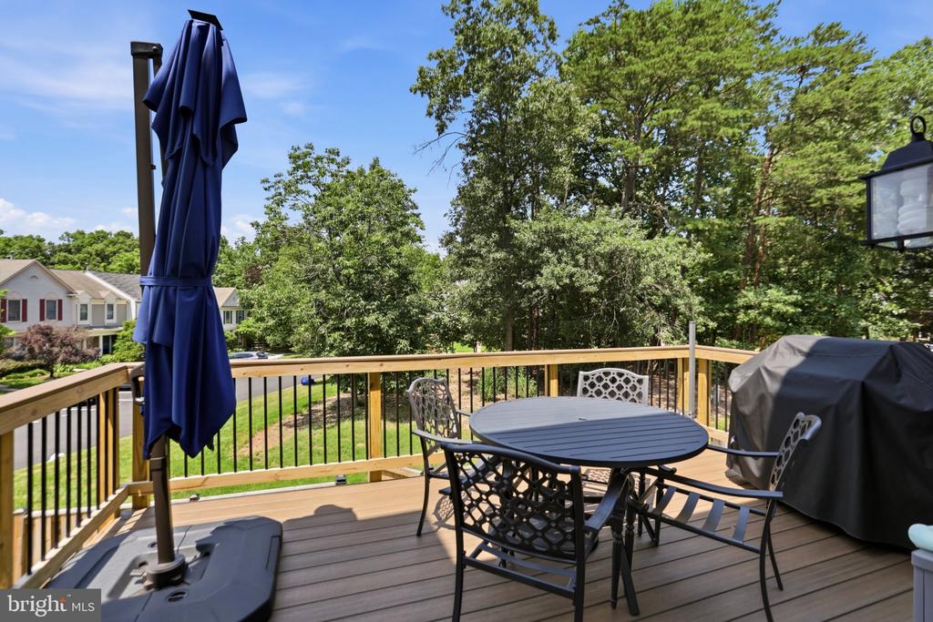 43885 LABURNUM SQUARE