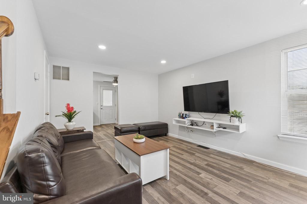 35 BICKEL COURT