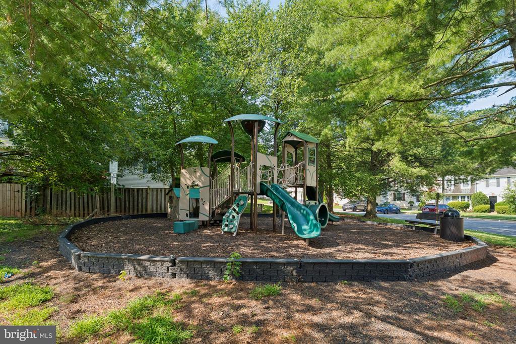 35 BICKEL COURT
